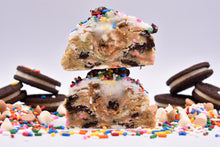 Load image into Gallery viewer, Cupid's Party